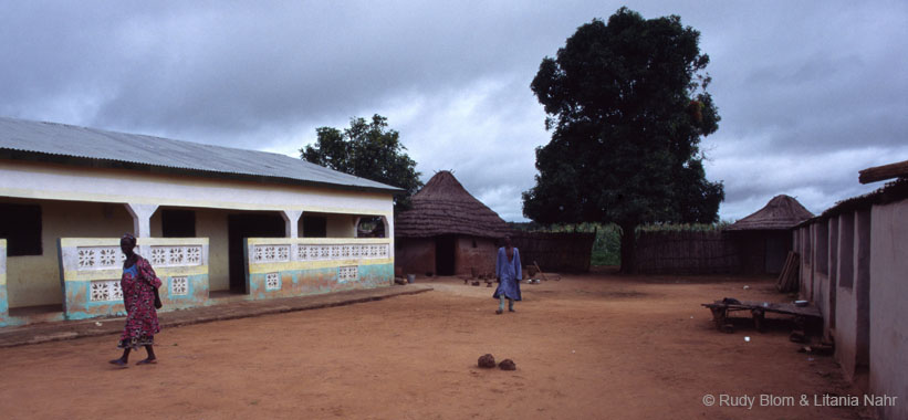 Gambia_Senegal_221-46-01